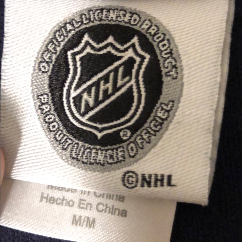 Nhl Predators Pullover Size Medium - image 3